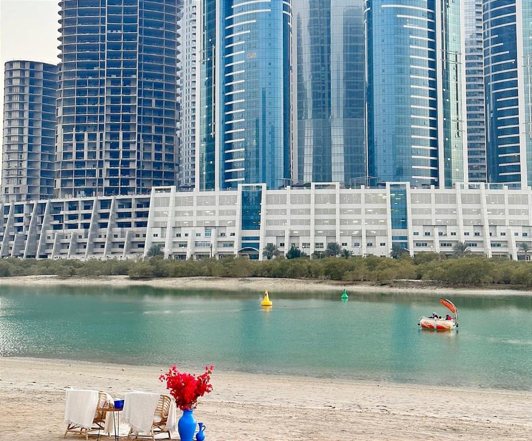 Abu Dhabi Cozy Mangrove View, Seaview 1 Bedroom 1 Partition Apartment Not Hotel Luaran gambar
